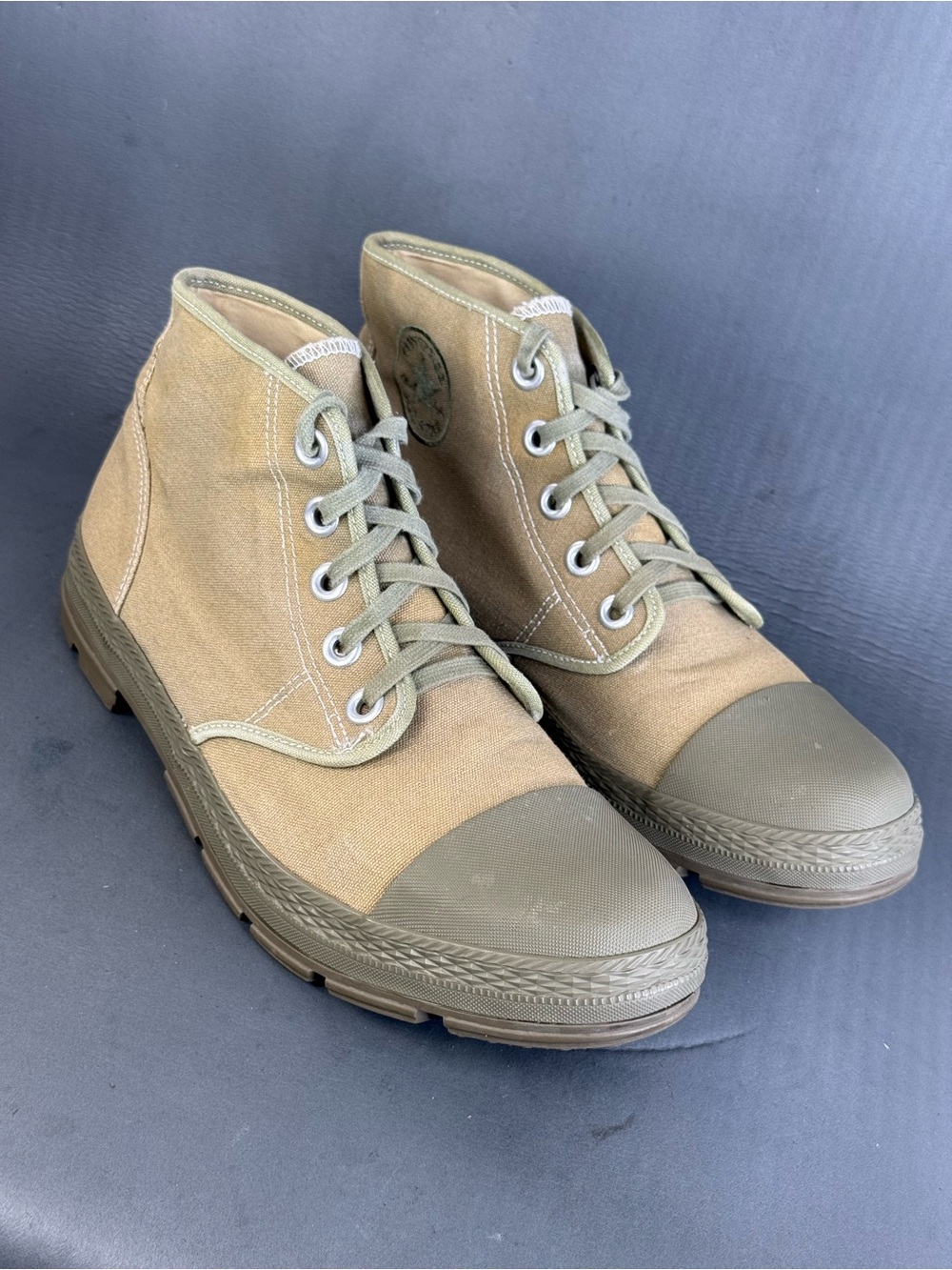 Vintage Converse Allstar jungle boot shoes men’s size 11